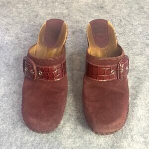 Nurture by Lamaze Wonder Mule Clog, Burgundy Suede Women's 8 Croc Buckle, Y2K